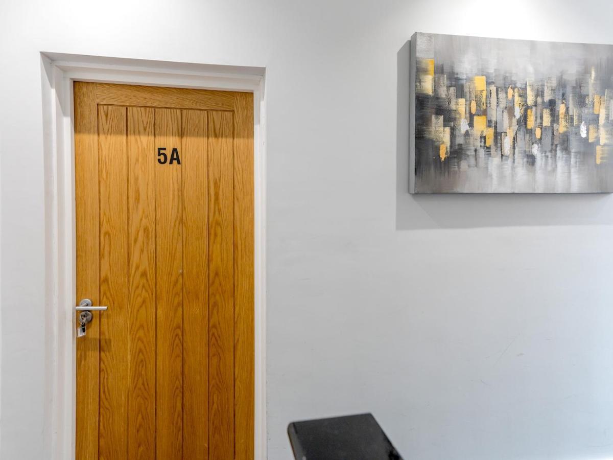 Pass The Keys 5A One Bedroom Modern Town Centre Apartment Shrewsbury Exterior foto